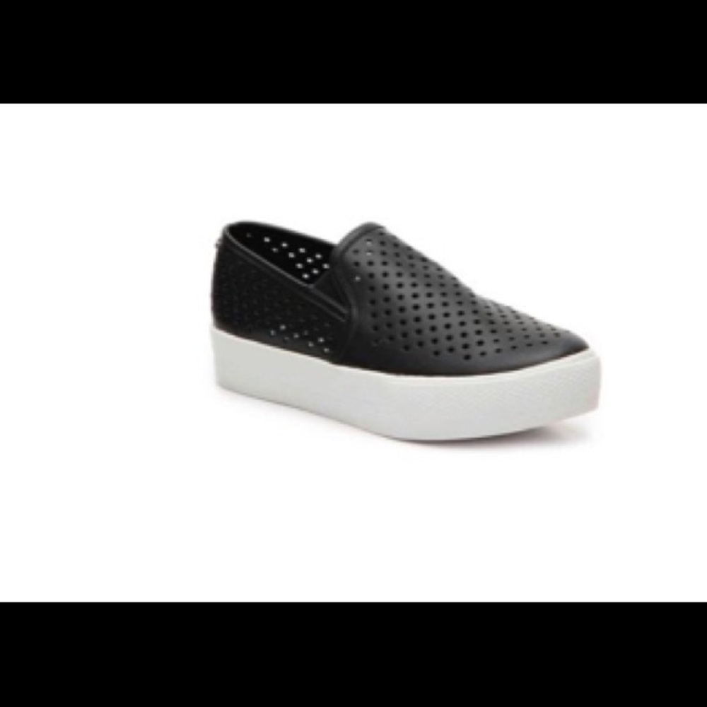 Steve Madden Black Owey Platform Slip-on Sneaker